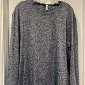 Men’s XL Lululemon Heathered Blue Dri Wick Long sleeve tee